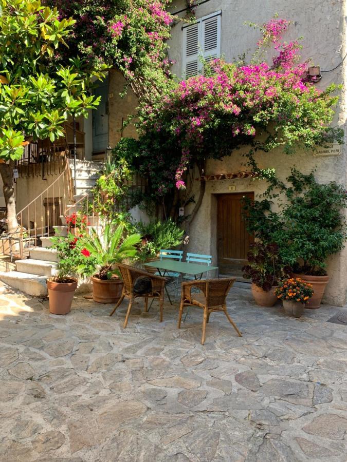 L'Aile Du Chateau Bed & Breakfast Ramatuelle Exterior photo